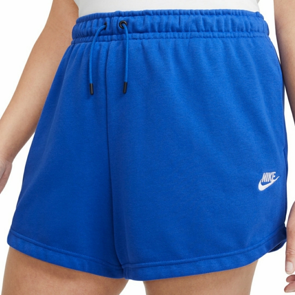 LAST 1 !!! Nike 2XL  Sportswear Shorts